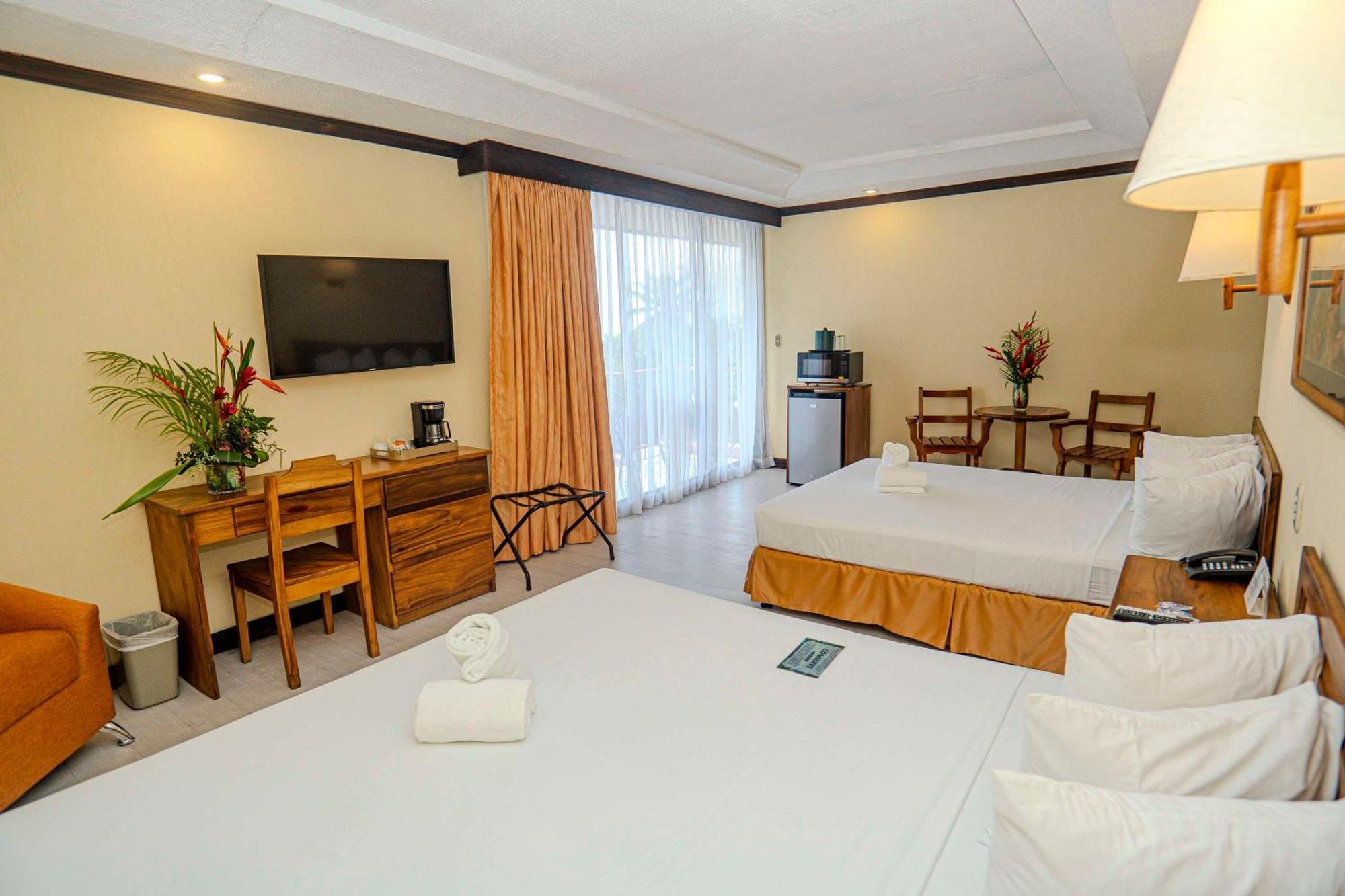 Best Western Hotel & Casino Kamuk Manuel Antonio Exteriér fotografie